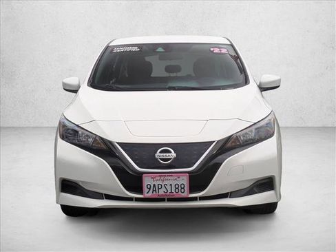 Used 2022 Nissan Leaf S image 2