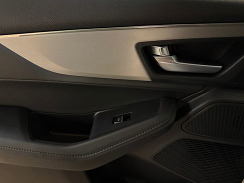 New 2026 Acura MDX SH-AWD image 39