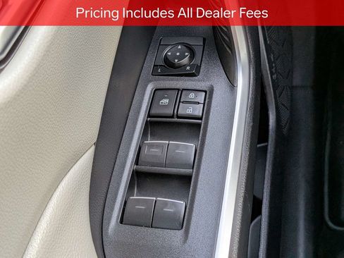 Used 2022 Toyota RAV4 XLE Premium FWD image 26