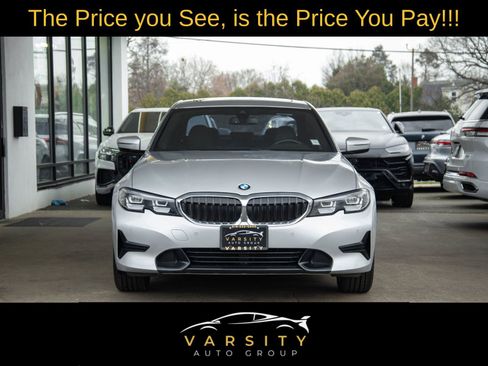 Used 2019 BMW 330i xDrive Sedan w/ Driving Assistance Package image 2