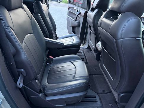 Used 2014 Buick Enclave Leather AWD/4WD image 16