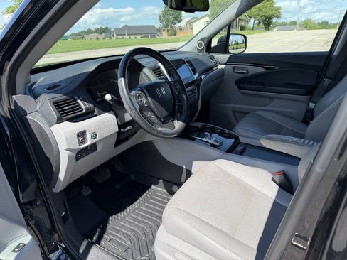 Used 2018 Honda Pilot Elite image 9