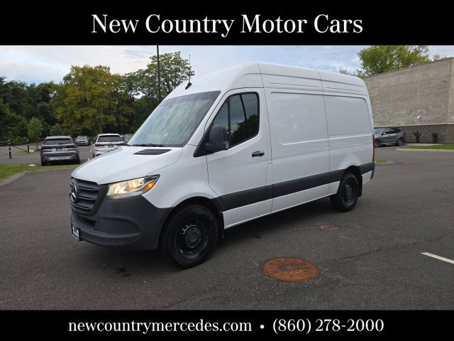 Used 2024 Mercedes-Benz Sprinter 2500 image 3