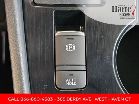 Certified 2023 Nissan Rogue SV image 28