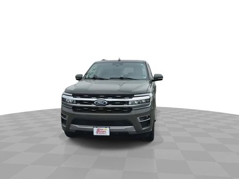 Used 2024 Ford Expedition Limited AWD/4WD image 3