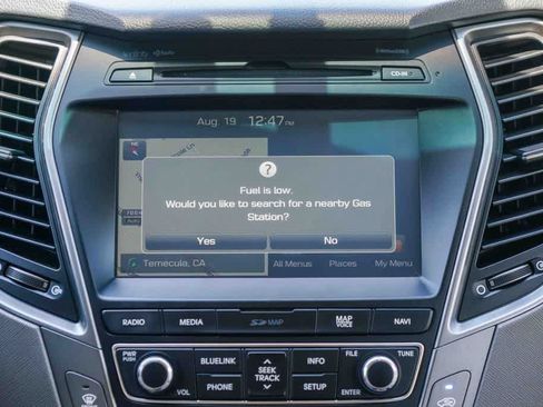 Used 2018 Hyundai Santa Fe Sport w/ Cargo Package AWD/4WD image 7