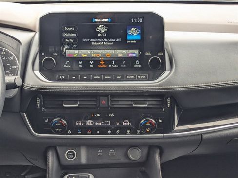 Used 2023 Nissan Rogue SL w/ SL Premium Package image 19