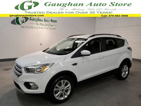 Used 2018 Ford Escape SE AWD/4WD image 1