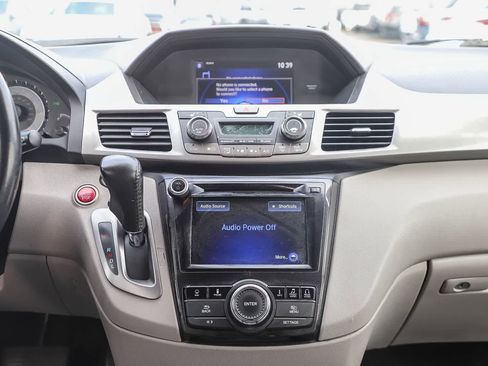 Used 2016 Honda Odyssey Touring image 14