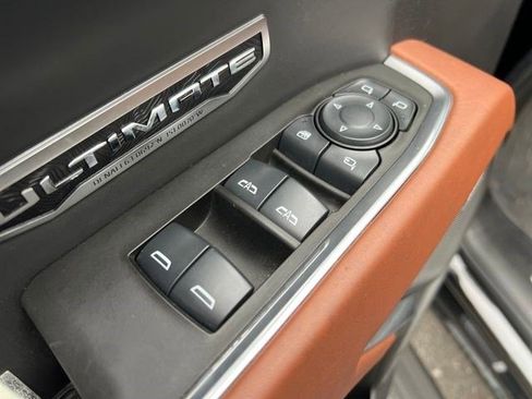 Certified 2025 GMC Sierra 1500 Denali Ultimate image 13