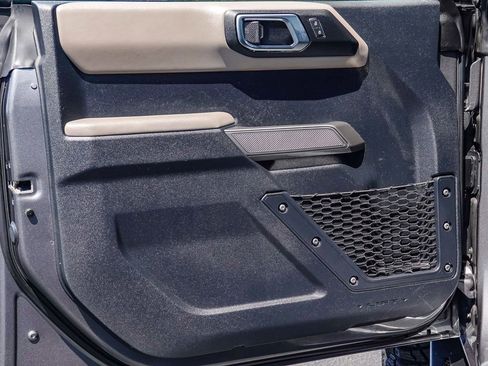 Certified 2021 Ford Bronco Wildtrak image 19