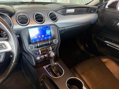 Used 2022 Ford Mustang GT Premium w/ Black Accent Package RWD image 13