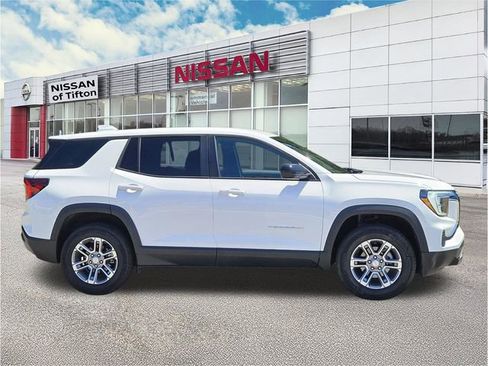 Used 2026 GMC Terrain Elevation FWD image 3