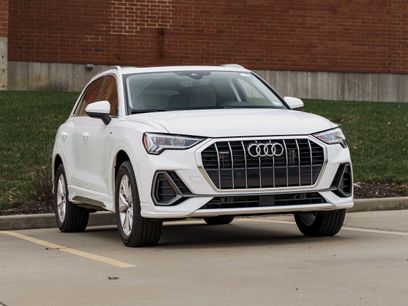 Certified 2025 Audi Q3 2.0T Premium Plus w/ Premium Plus Package