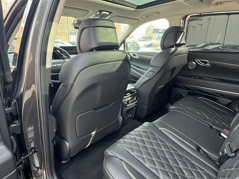 Used 2024 Genesis GV80 3.5T w/ Prestige Package image 36