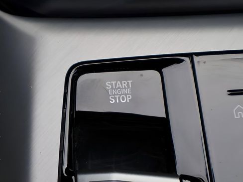 Used 2025 BMW X3 xDrive30i image 29