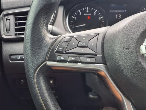 Used 2018 Nissan Rogue S AWD/4WD image 20