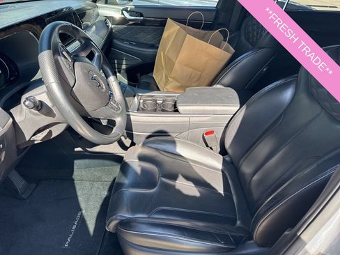 Used 2020 Hyundai Palisade Limited FWD image 13