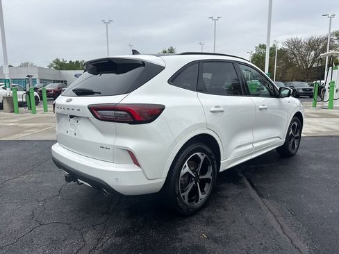 Used 2024 Ford Escape ST-Line Select w/ Tech Pack #2 AWD/4WD image 8