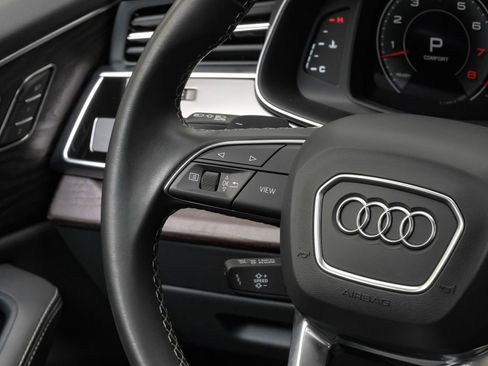 Used 2023 Audi Q8 Premium Plus w/ Premium Plus Package AWD/4WD image 20