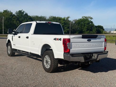Used 2022 Ford F250 XL w/ Power Equipment Group image 8