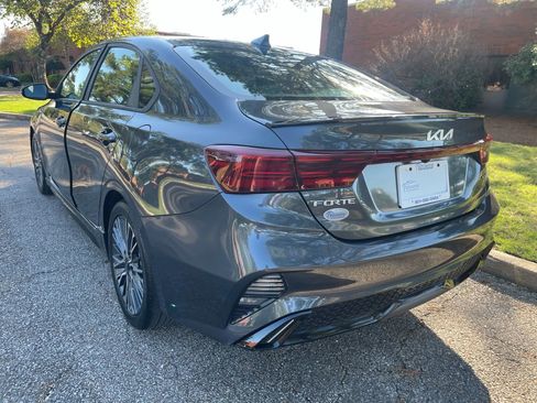 Used 2024 Kia Forte GT-Line w/ GT-Line Premium Package image 3