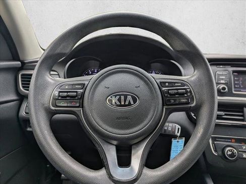Used 2016 Kia Optima LX FWD image 11