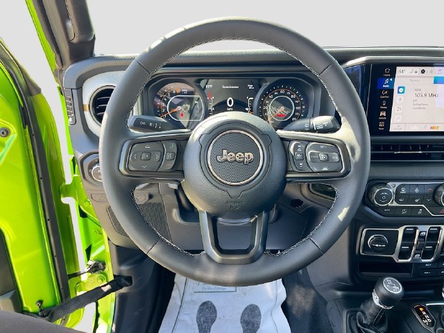 New 2026 Jeep Gladiator Sport AWD/4WD image 11