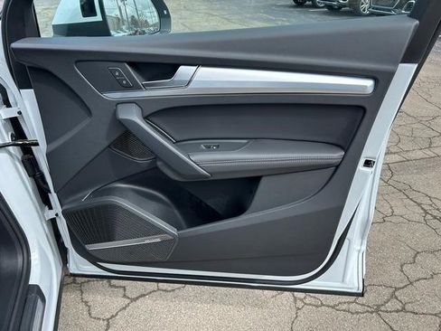 Used 2025 Audi Q5 2.0T Premium Plus w/ Premium Plus Package image 24