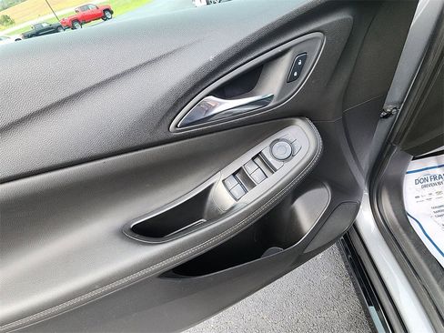 Used 2024 Buick Encore GX Sport Touring image 13