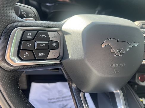 Used 2025 Ford Mustang GT Premium RWD image 10