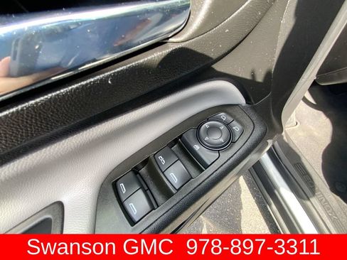 Certified 2023 Chevrolet Equinox LT w/ LPO, Floor Liner Package AWD/4WD image 22