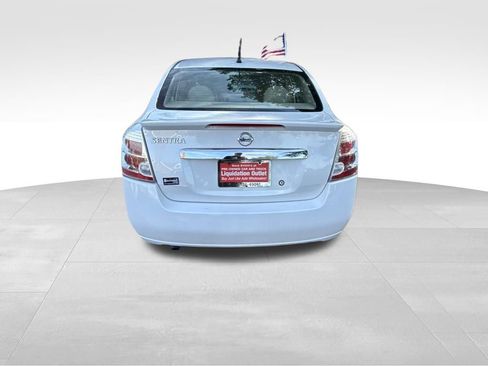 Used 2011 Nissan Sentra 2.0 FWD image 4