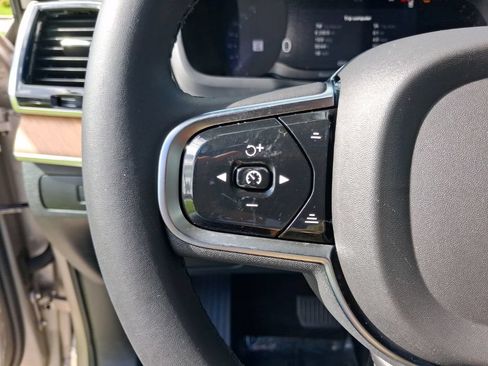 Used 2024 Volvo XC90 B5 Plus w/ Protection Package Premier AWD/4WD image 19