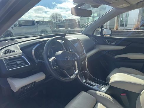 Used 2022 Subaru Ascent Limited w/ Technology Package image 9