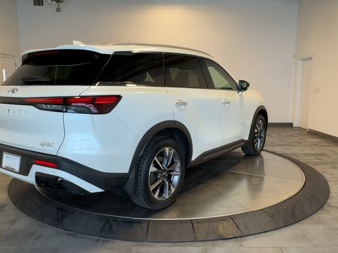 Certified 2023 INFINITI QX60 Luxe image 7