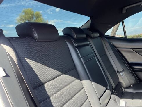 Used 2014 Lexus IS 250 w/ F-Sport Package RWD image 22