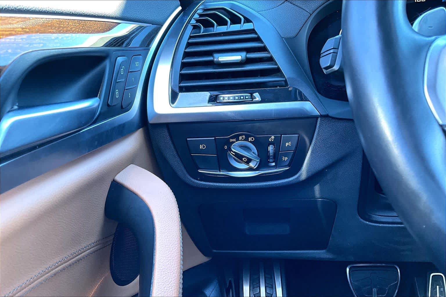 Used 2021 BMW X3 M40i w/ Executive Package AWD/4WD image 33
