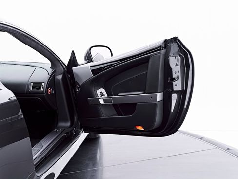Used 2014 Aston Martin DB9 Coupe RWD image 42