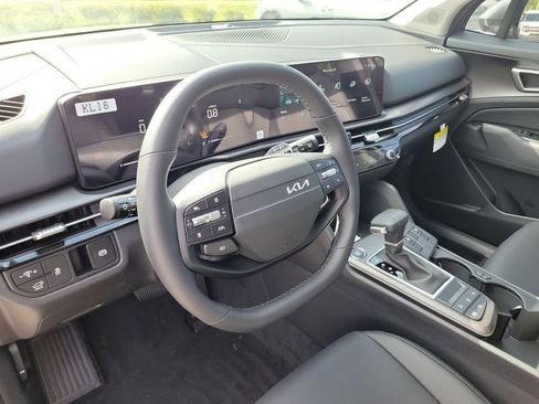 New 2026 Kia Sportage EX FWD image 23