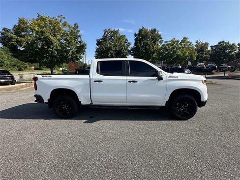 Used 2022 Chevrolet Silverado 1500 LT Trail Boss w/ LT Trail Boss Premium Package image 6