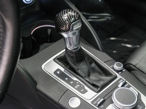 Used 2018 Audi A3 e-tron Premium Plus image 21