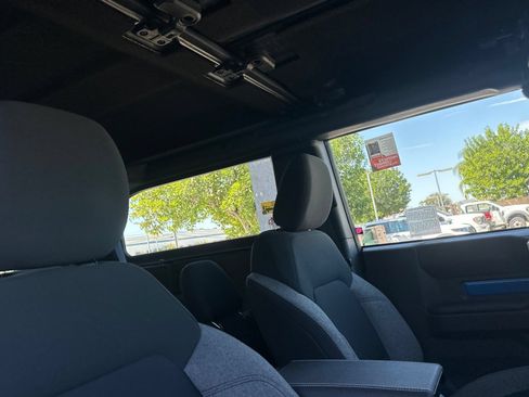 New 2026 Ford Bronco 2-Door w/ Sasquatch Package AWD/4WD image 17