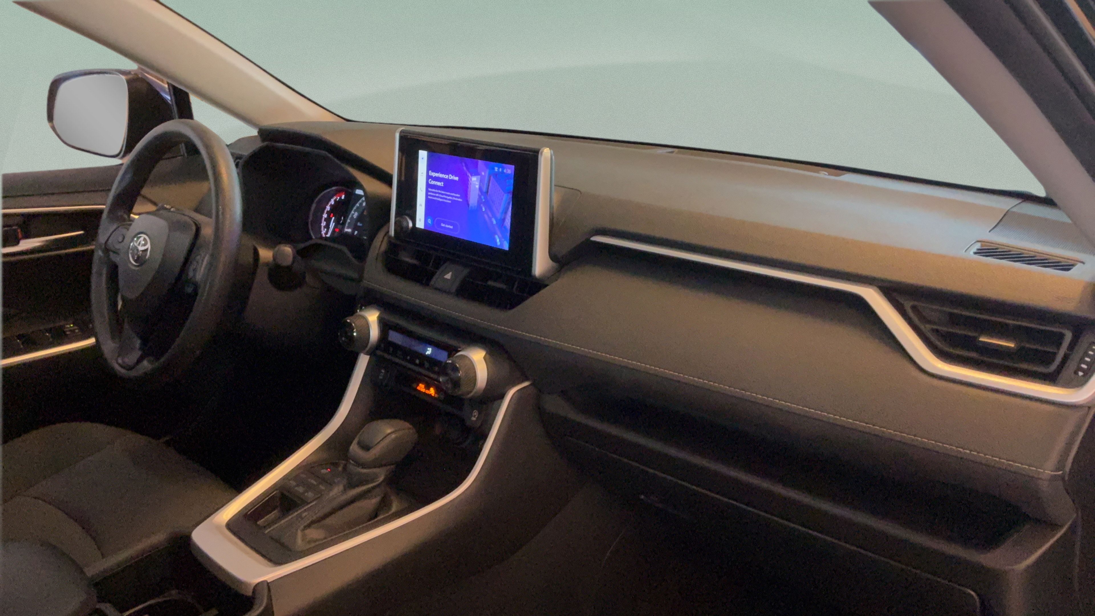 Certified 2025 Toyota RAV4 XLE AWD/4WD image 40