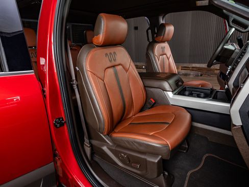 Used 2020 Ford F250 King Ranch w/ King Ranch Ultimate Package image 31