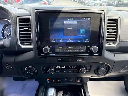 Used 2023 Nissan Frontier SV w/ SV Convenience Package AWD/4WD image 5