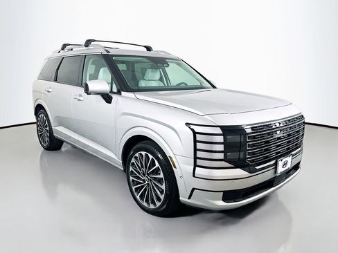 New 2026 Hyundai Palisade Calligraphy FWD image 3