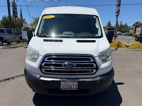 Used 2015 Ford Transit 150 XLT RWD image 2