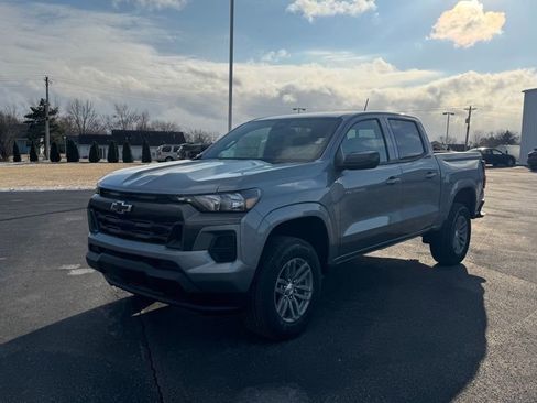 New 2026 Chevrolet Colorado LT w/ Advanced Trailering Package RWD image 3