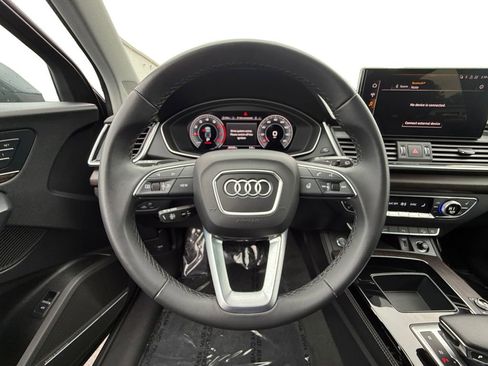 Used 2023 Audi Q5 2.0T Premium Plus w/ Premium Plus Package AWD/4WD image 12
